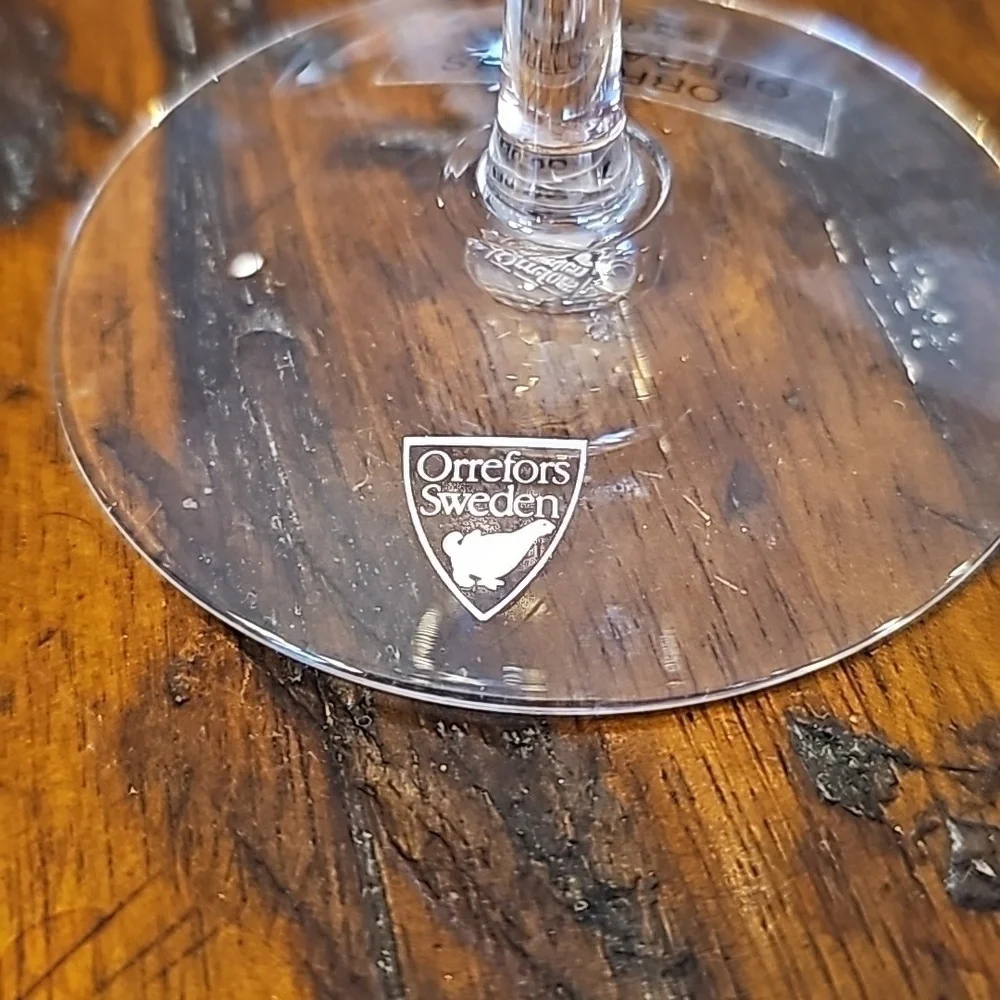 Orrefors Opera White Wine Glass - 8.25